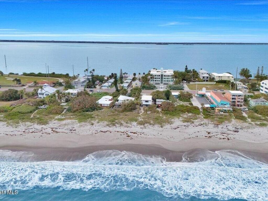 3524 S Atlantic Avenue, Cocoa Beach, FL 32931