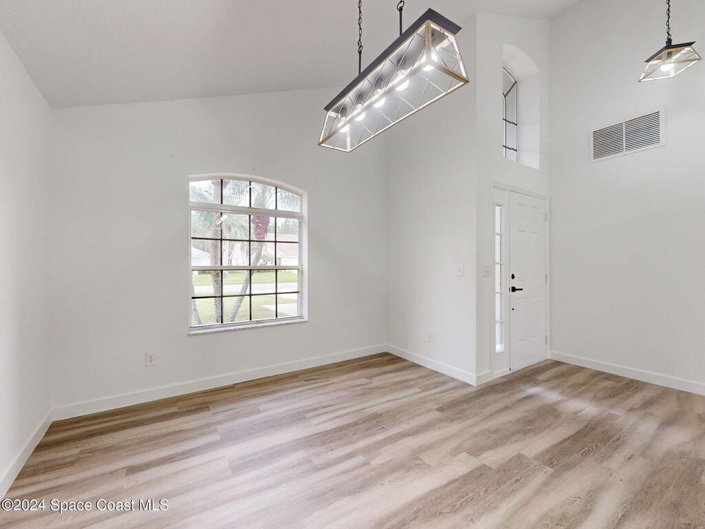5336 Georgia Peach Avenue, Port Orange, FL 32128