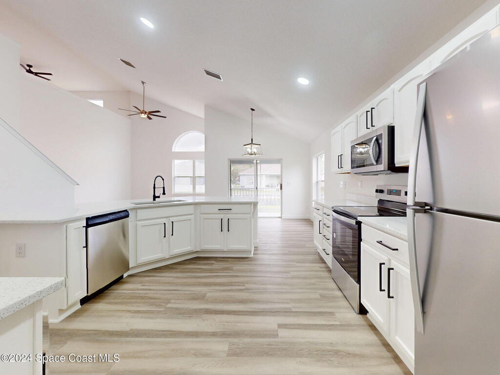 5336 Georgia Peach Avenue, Port Orange, FL 32128