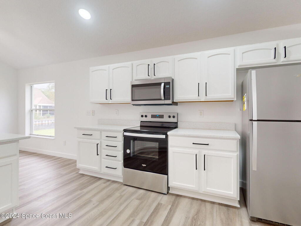 5336 Georgia Peach Avenue, Port Orange, FL 32128