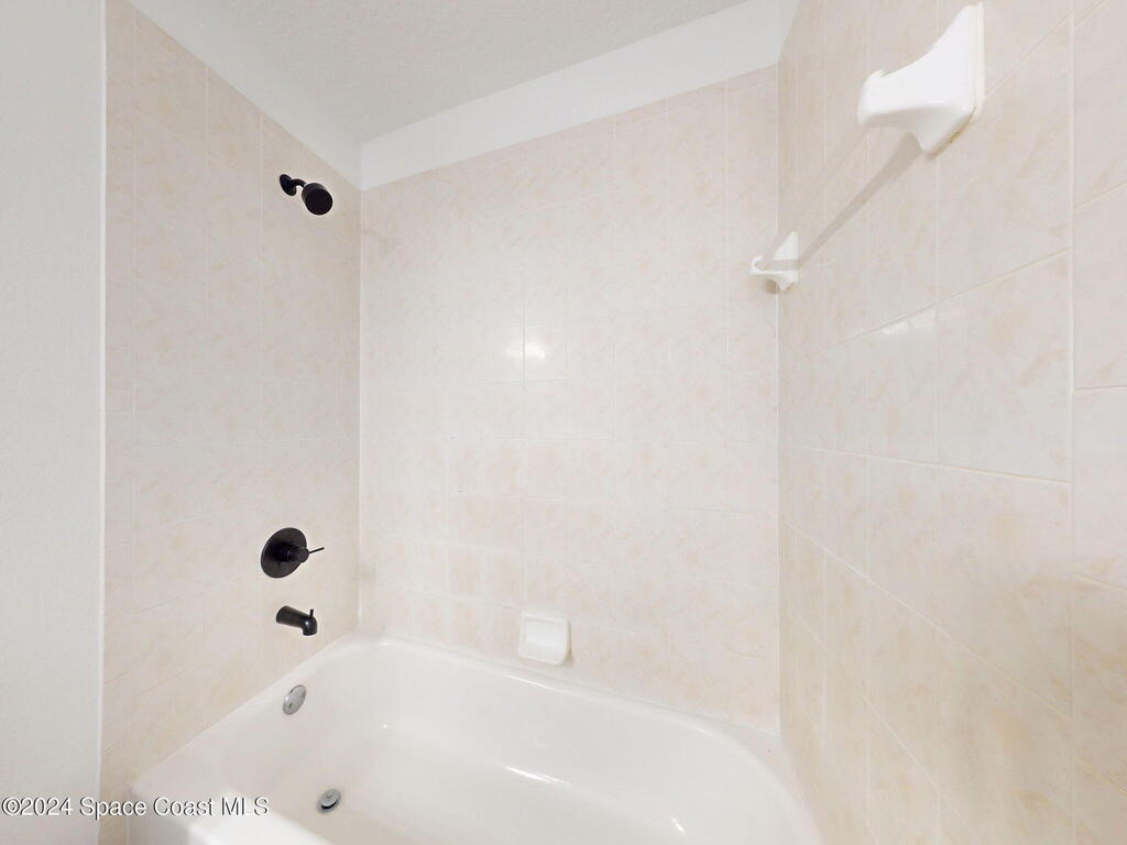 5336 Georgia Peach Avenue, Port Orange, FL 32128