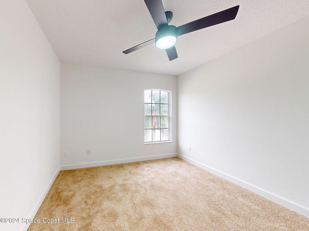 5336 Georgia Peach Avenue, Port Orange, FL 32128