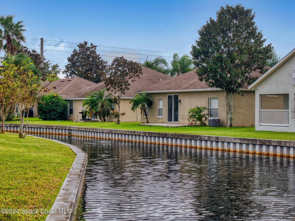 5336 Georgia Peach Avenue, Port Orange, FL 32128