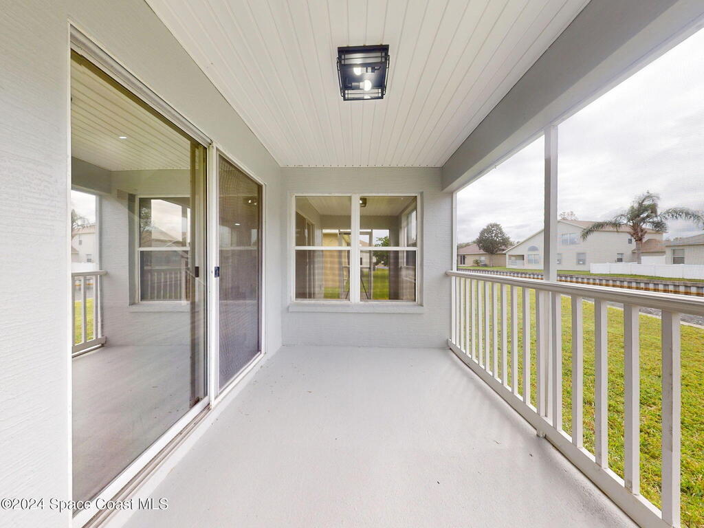 5336 Georgia Peach Avenue, Port Orange, FL 32128