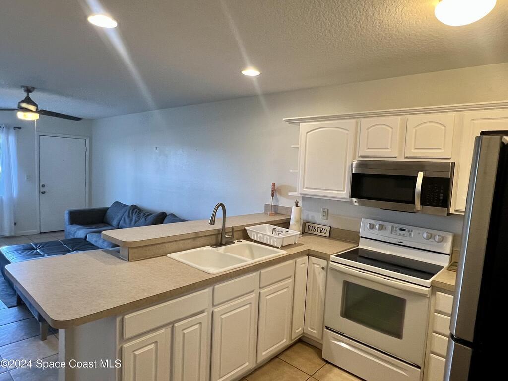22 Tulip Avenue, Cocoa Beach, FL 32931