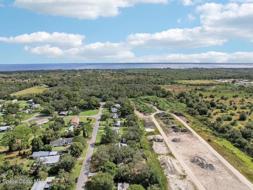 3245 Keith Lane, Mims, FL 32754