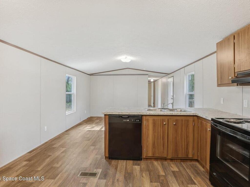 3245 Keith Lane, Mims, FL 32754