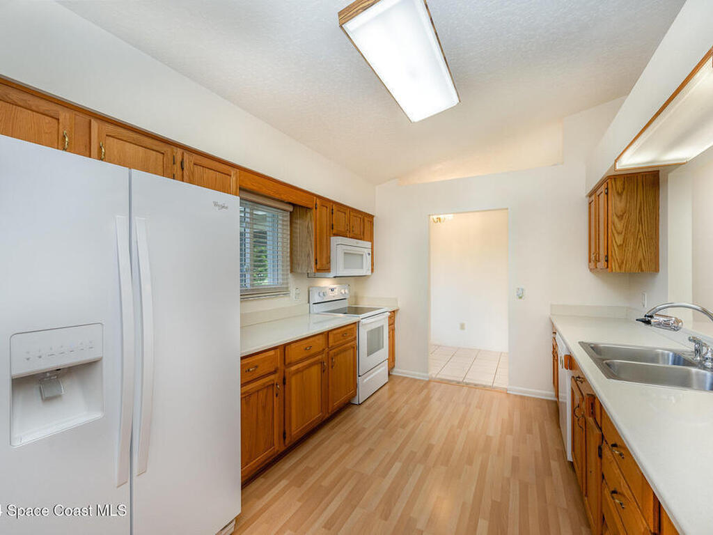 1527 Frontier Drive, Melbourne, FL 32940