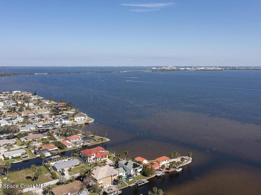 1777 Wavecrest Street, Merritt Island, FL 32952