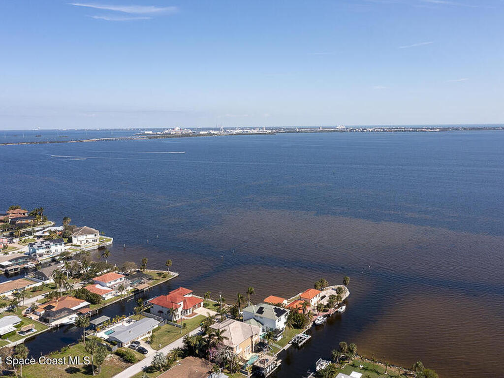 1777 Wavecrest Street, Merritt Island, FL 32952