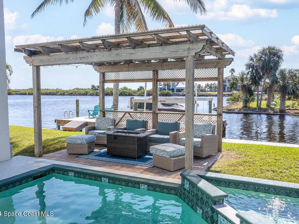 1777 Wavecrest Street, Merritt Island, FL 32952