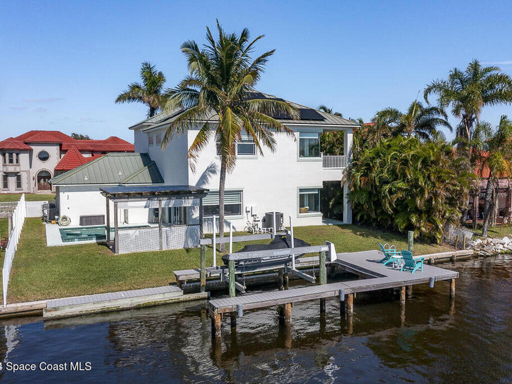 1777 Wavecrest Street, Merritt Island, FL 32952
