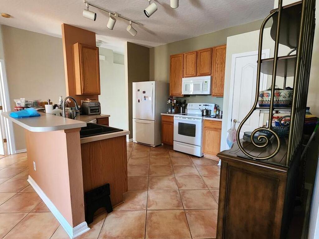 187 Dotted Dove Lane, Indialantic, FL 32903