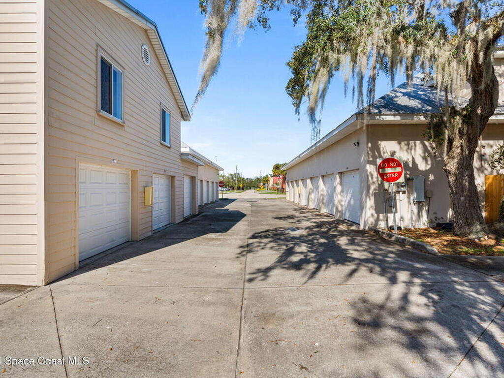 109 E New Haven Avenue, Melbourne, FL 32901