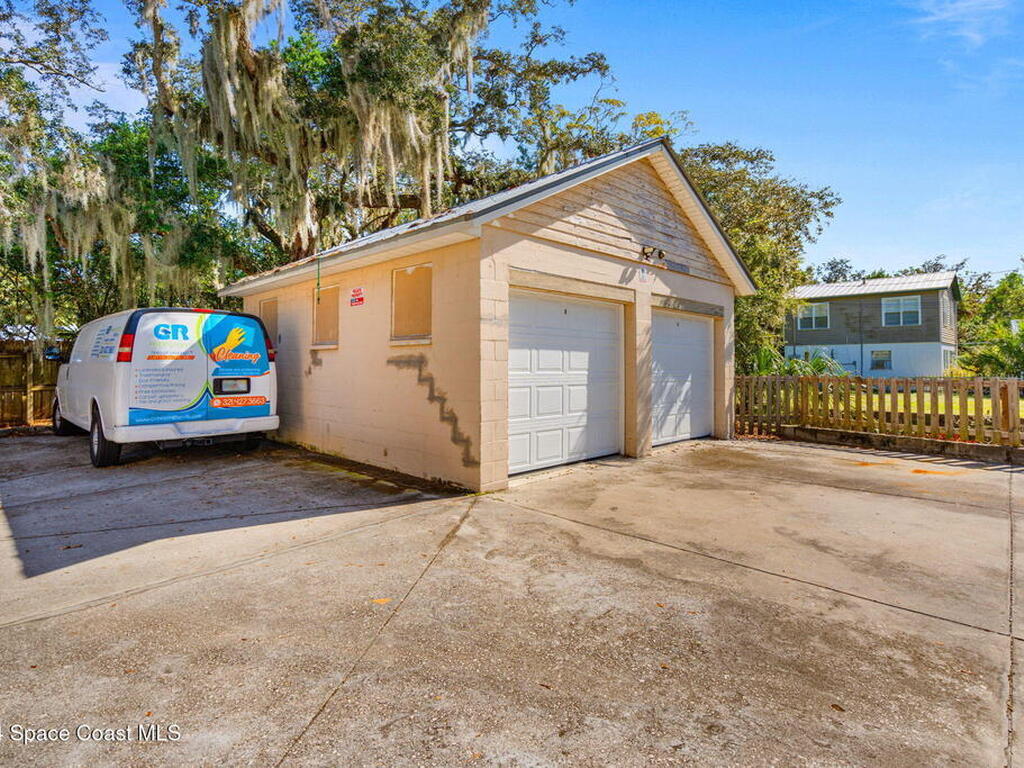 109 E New Haven Avenue, Melbourne, FL 32901