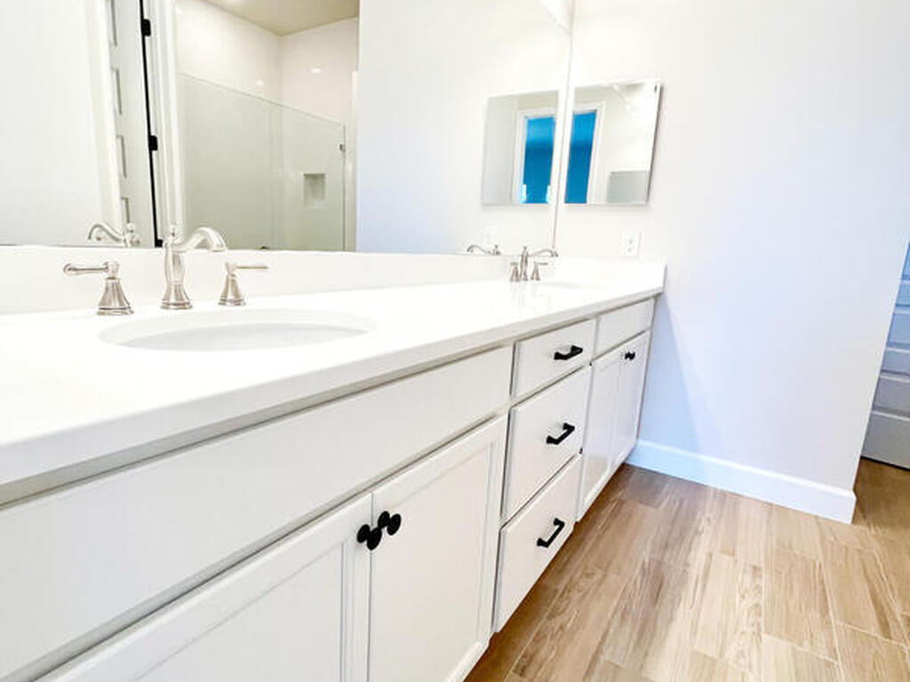 3040 Avalonia Drive, Melbourne, FL 32940