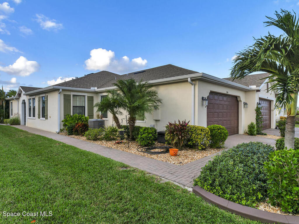 2850 Treasure Cay Lane, Melbourne, FL 32940