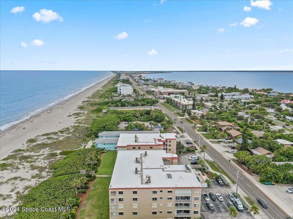 1525 S Atlantic Avenue, Cocoa Beach, FL 32931