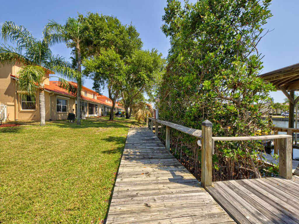 27 Marina Isles Boulevard, Indian Harbour Beach, FL 32937