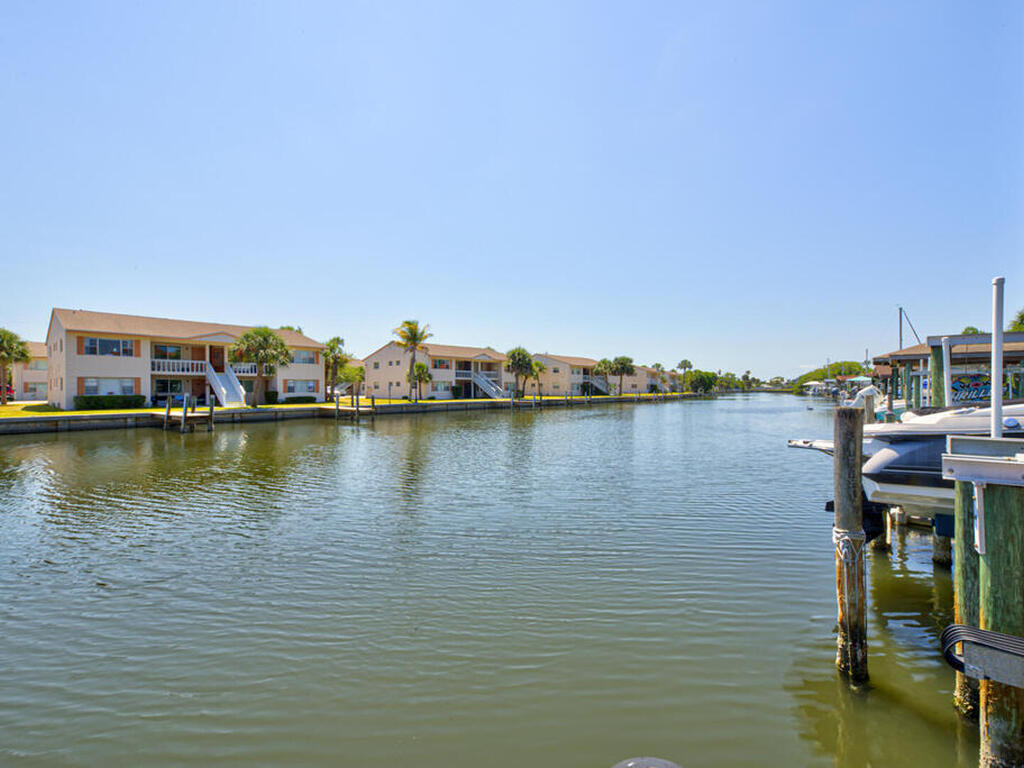 27 Marina Isles Boulevard, Indian Harbour Beach, FL 32937