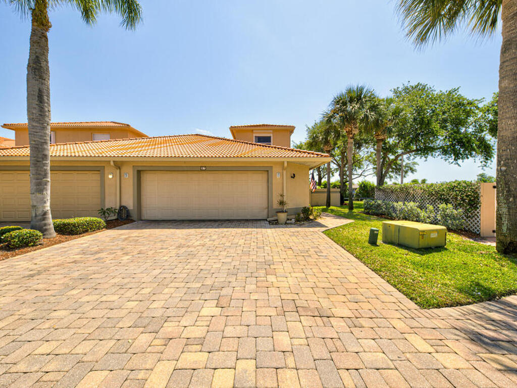 27 Marina Isles Boulevard, Indian Harbour Beach, FL 32937