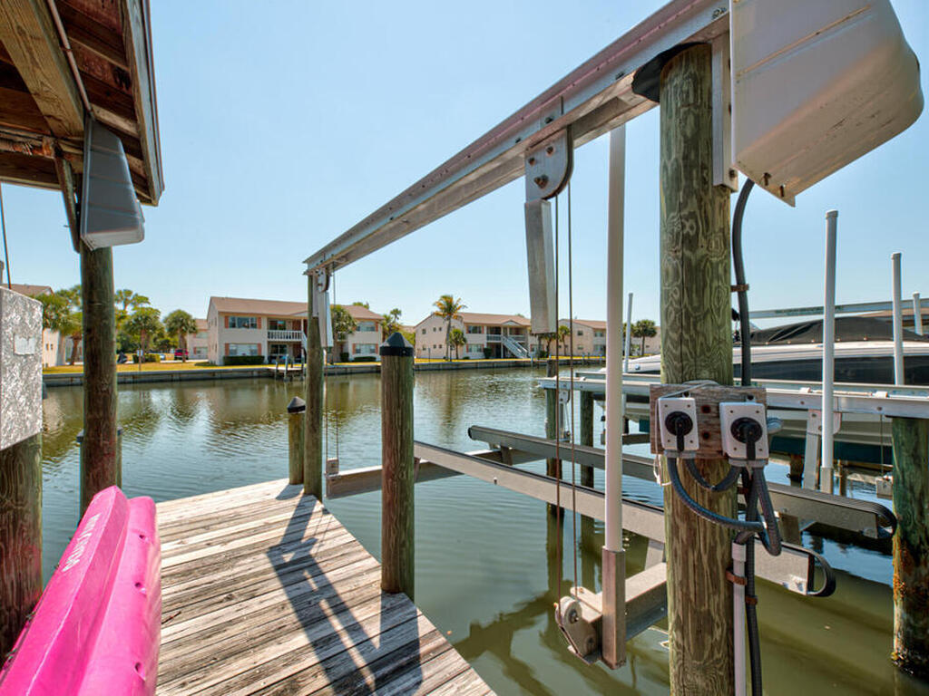 27 Marina Isles Boulevard, Indian Harbour Beach, FL 32937