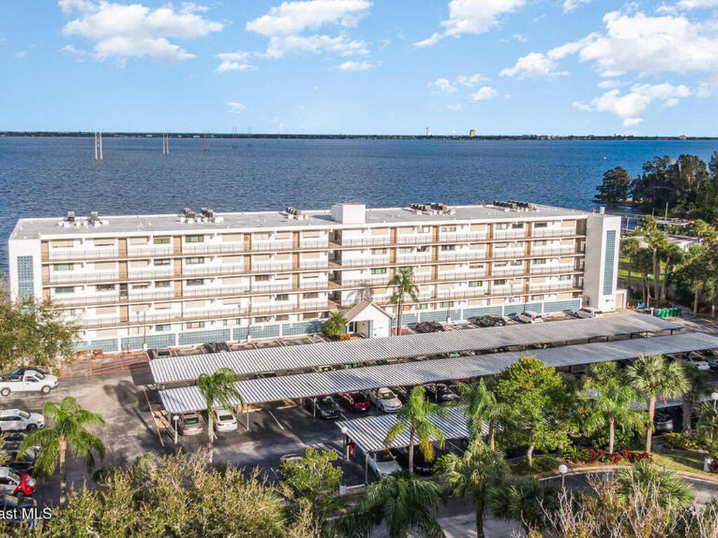 3901 Dixie Highway, Palm Bay, FL 32905
