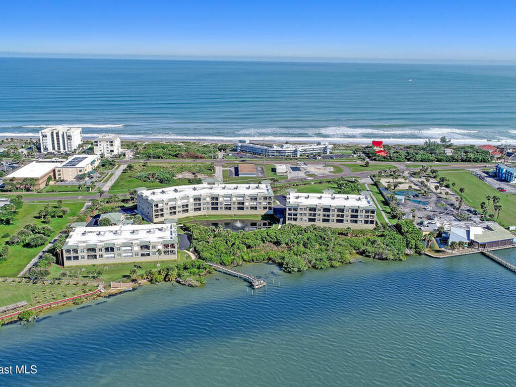 2022 Julep Drive, Cocoa Beach, FL 32931