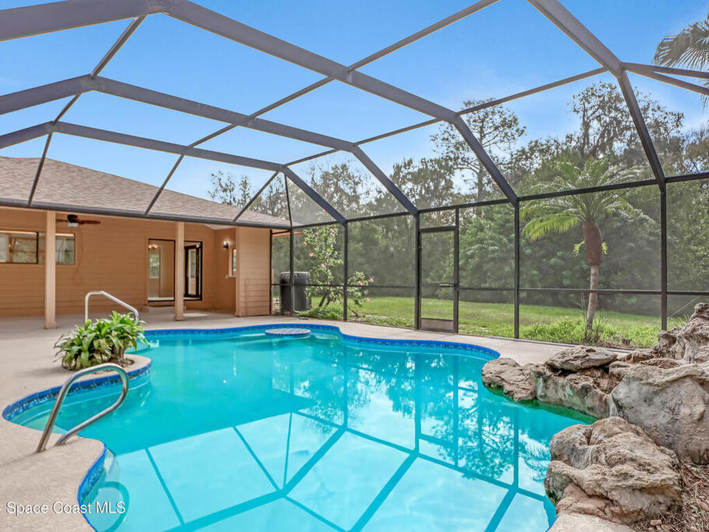 4133 Deerwood Trail, Melbourne, FL 32934