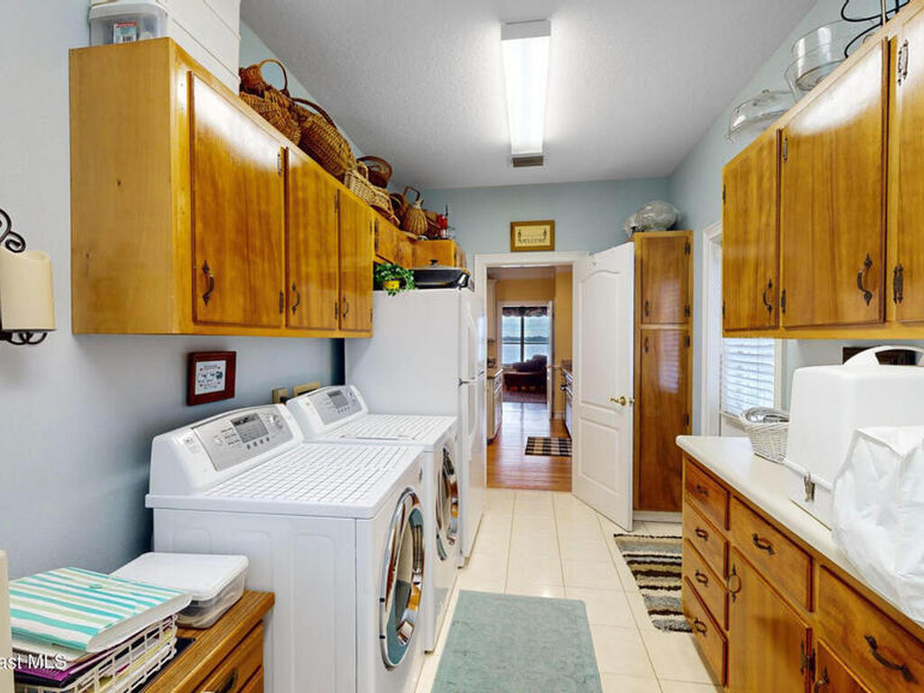 401 Swann Grove Lane, Merritt Island, FL 32952