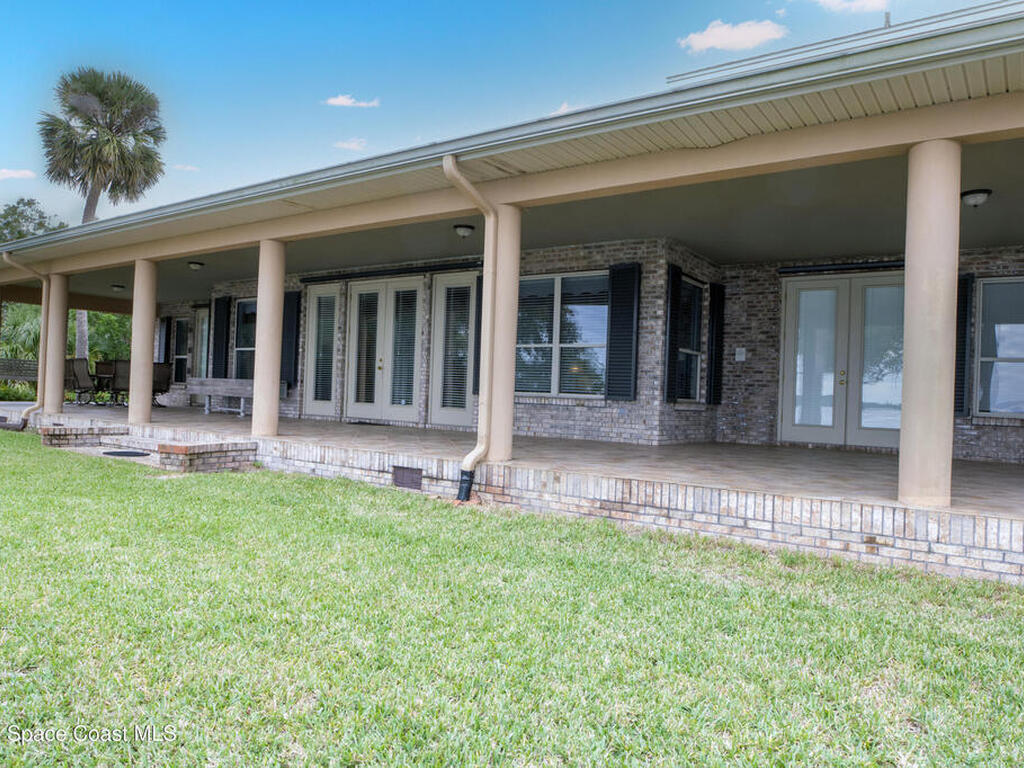401 Swann Grove Lane, Merritt Island, FL 32952