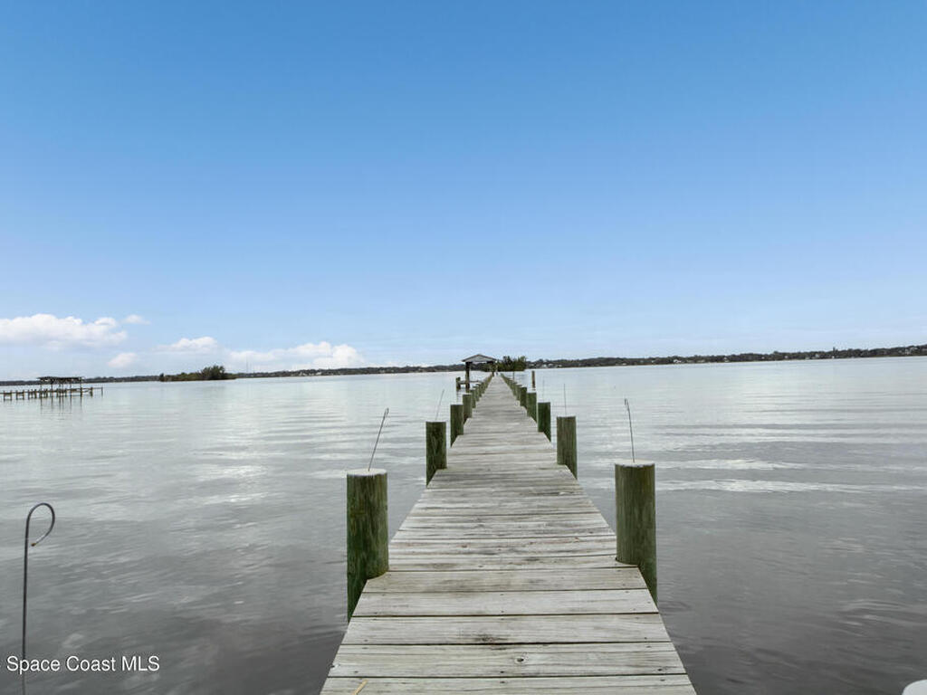 401 Swann Grove Lane, Merritt Island, FL 32952