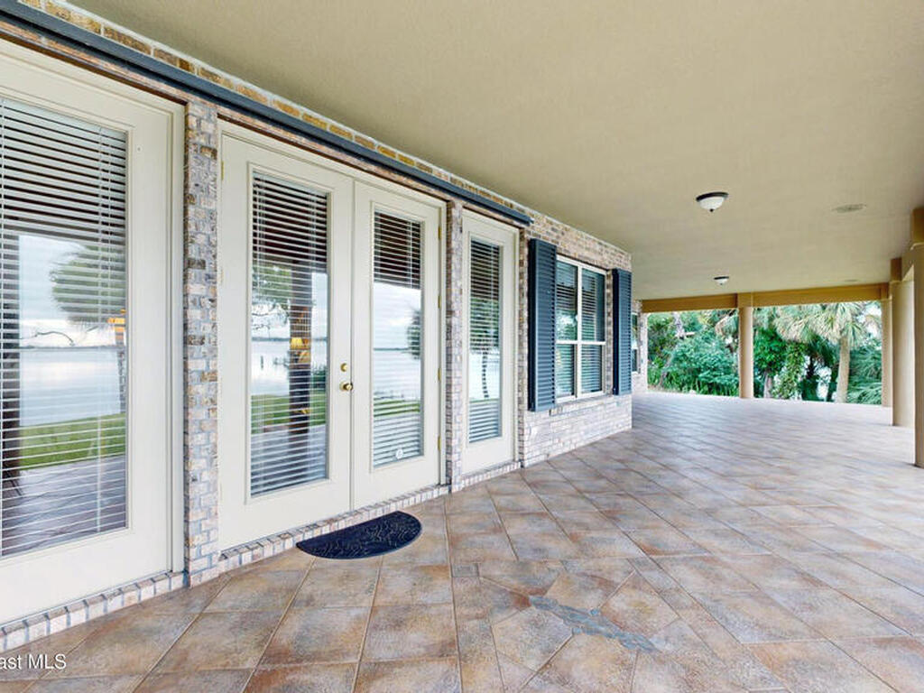 401 Swann Grove Lane, Merritt Island, FL 32952