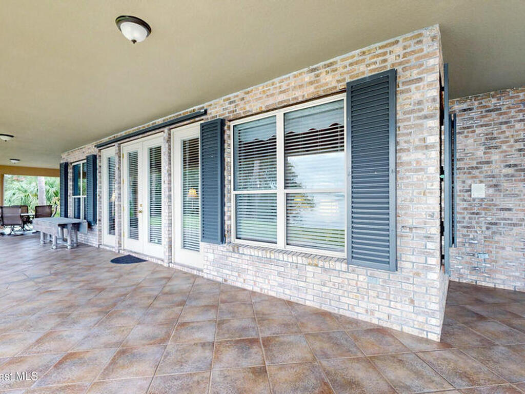 401 Swann Grove Lane, Merritt Island, FL 32952