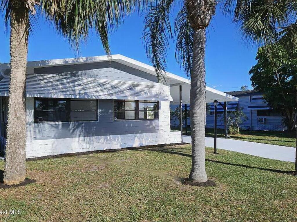 804 Waterway Drive, Barefoot Bay, FL 32976