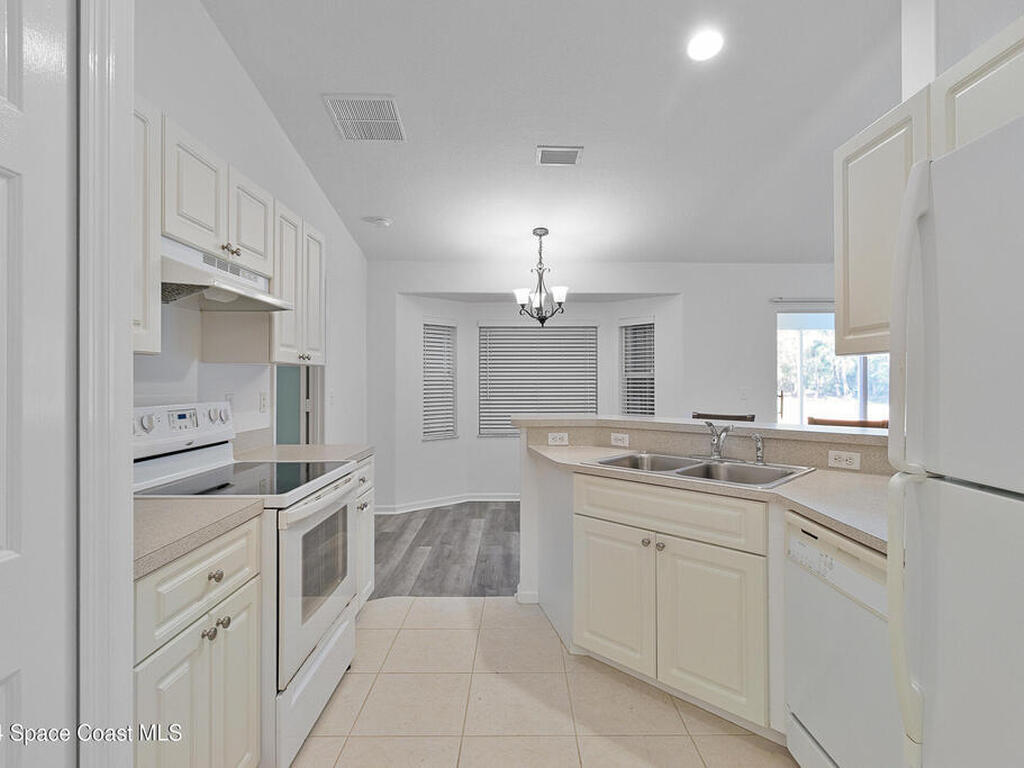 13720 101st Street, Fellsmere, FL 32948