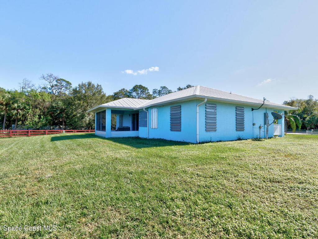 13720 101st Street, Fellsmere, FL 32948