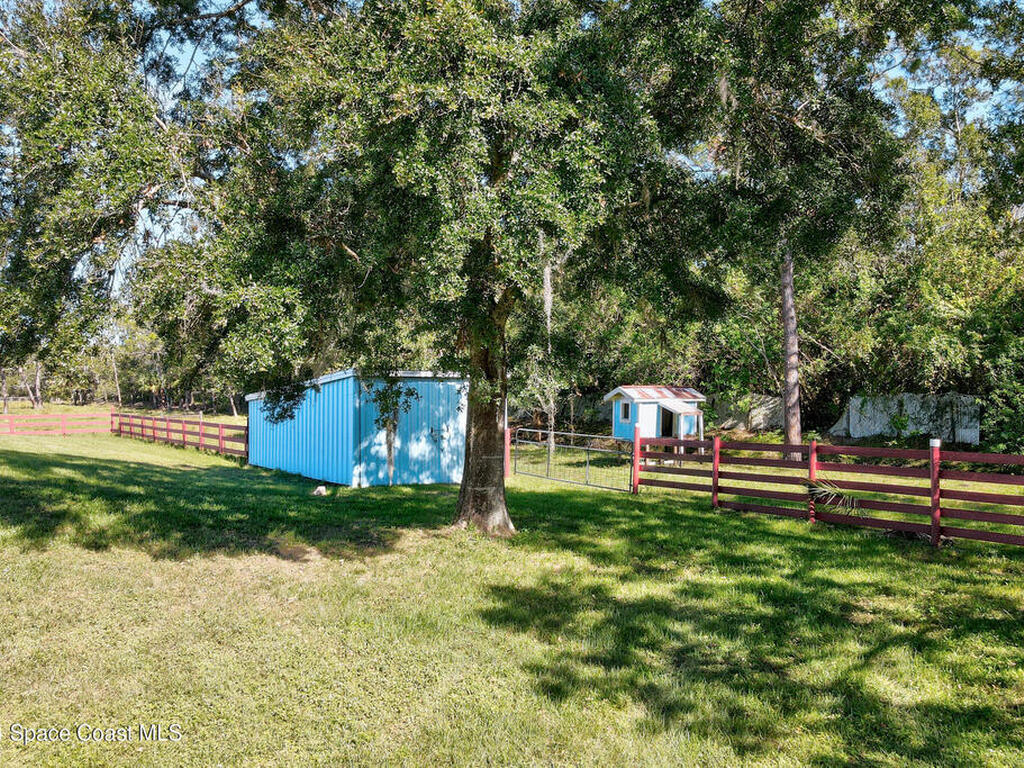 13720 101st Street, Fellsmere, FL 32948