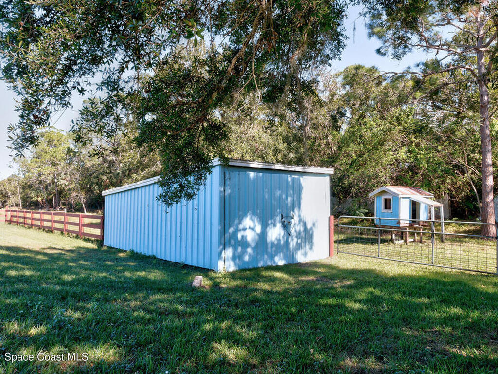 13720 101st Street, Fellsmere, FL 32948