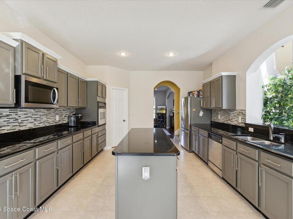 277 Breckenridge Circle, Palm Bay, FL 32909