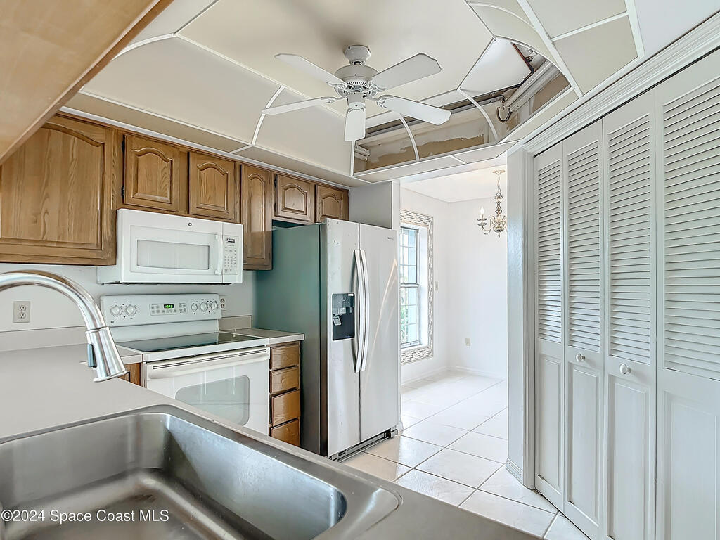 540 S Brevard Avenue, Cocoa Beach, FL 32931