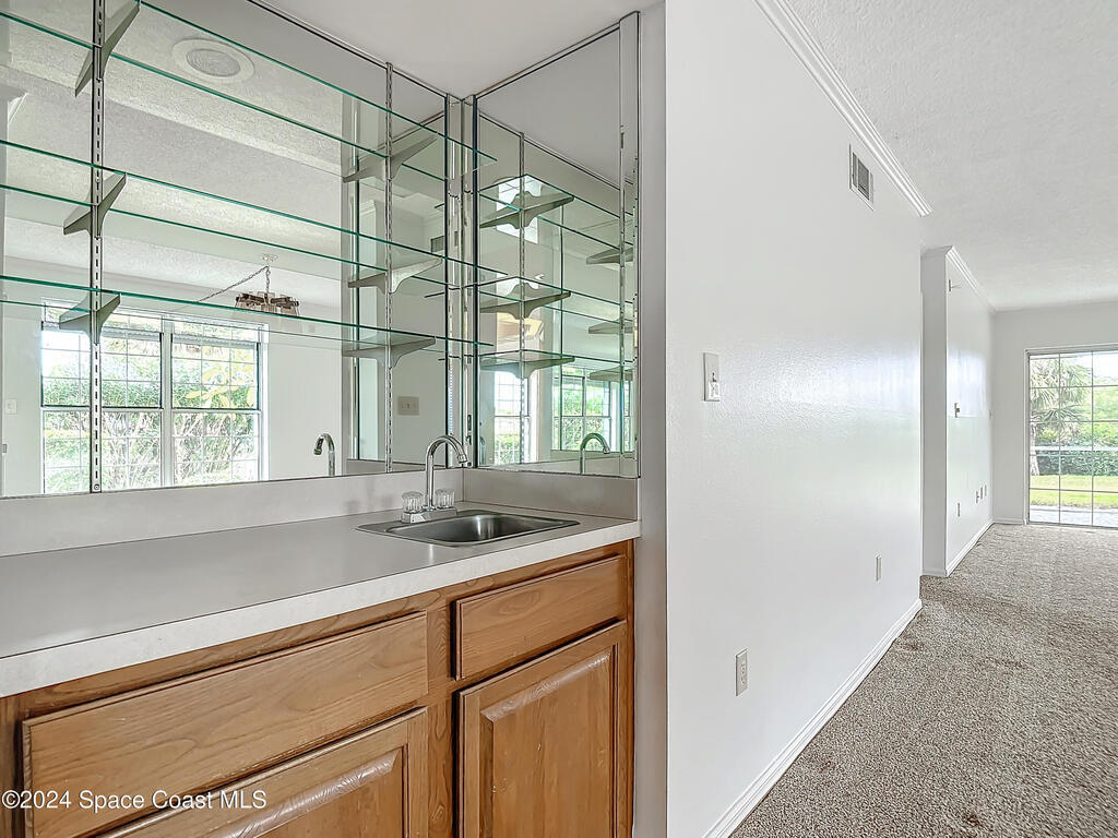 540 S Brevard Avenue, Cocoa Beach, FL 32931