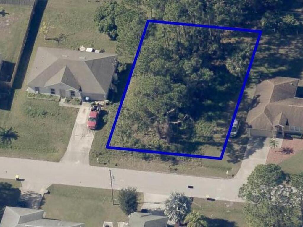 1000 Hammacher Avenue, Palm Bay, FL 32908