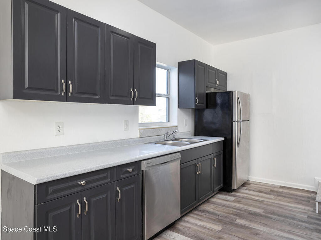 1064 Cabot Drive, Palm Bay, FL 32905