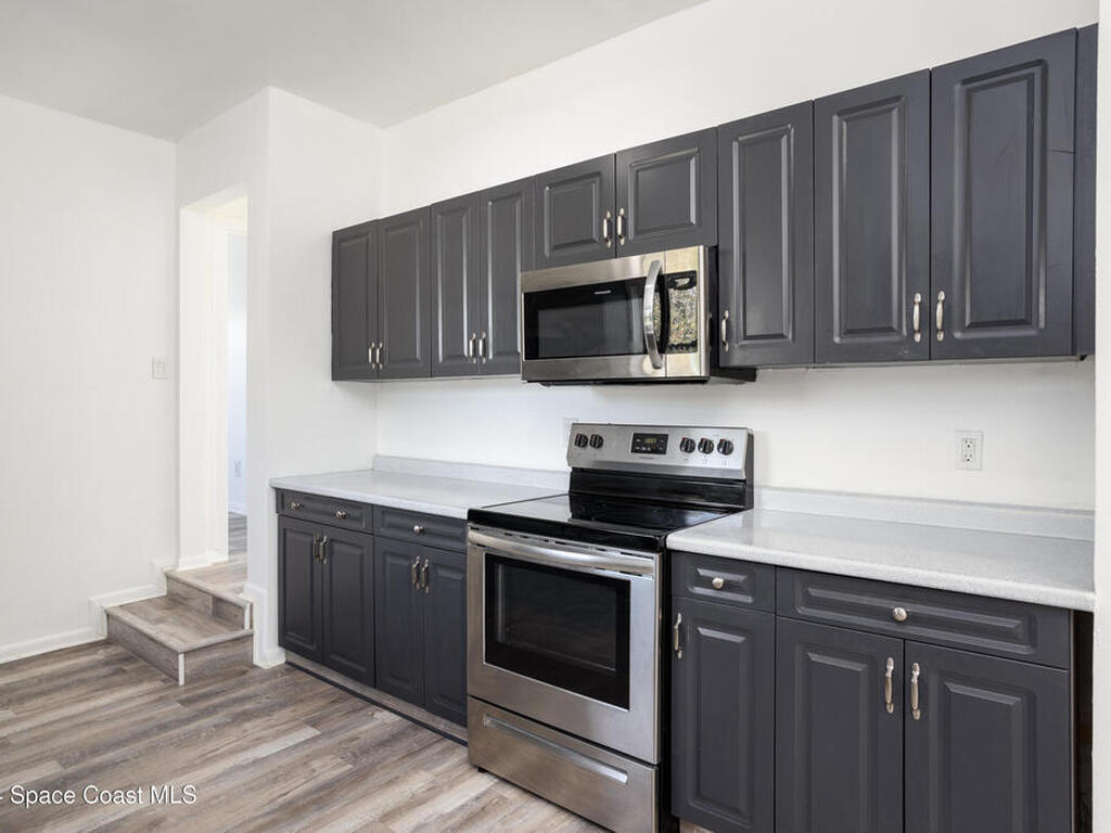 1064 Cabot Drive, Palm Bay, FL 32905