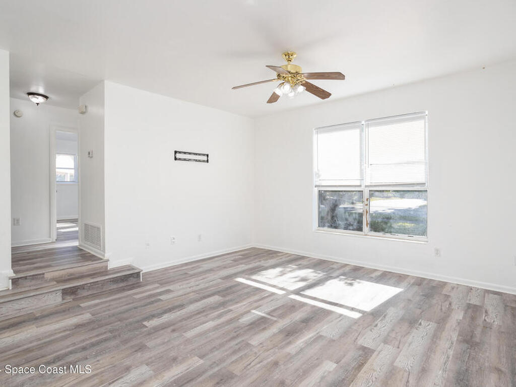 1064 Cabot Drive, Palm Bay, FL 32905