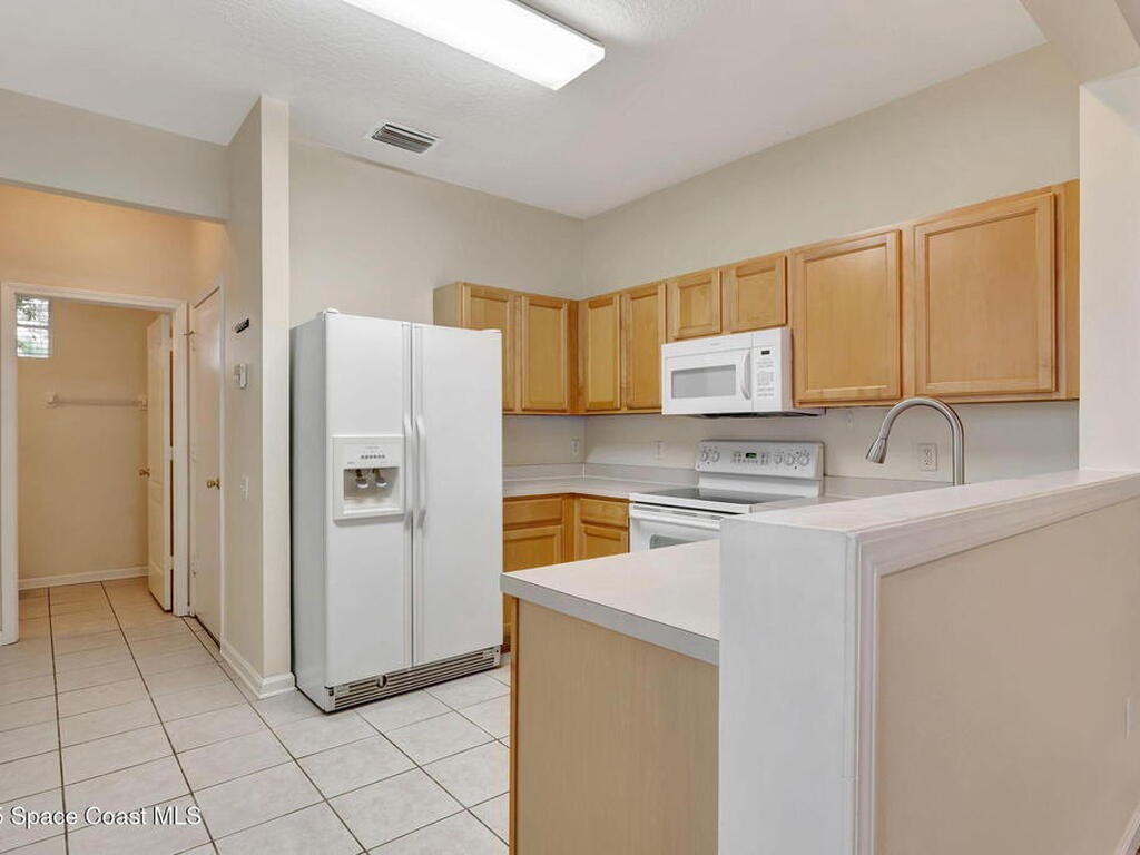 1006 Vista Cay Court, Brandon, FL 33510