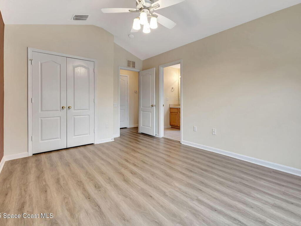 1006 Vista Cay Court, Brandon, FL 33510