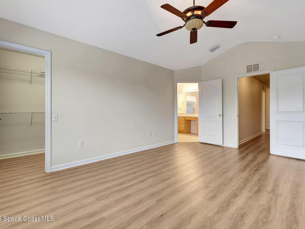 1006 Vista Cay Court, Brandon, FL 33510