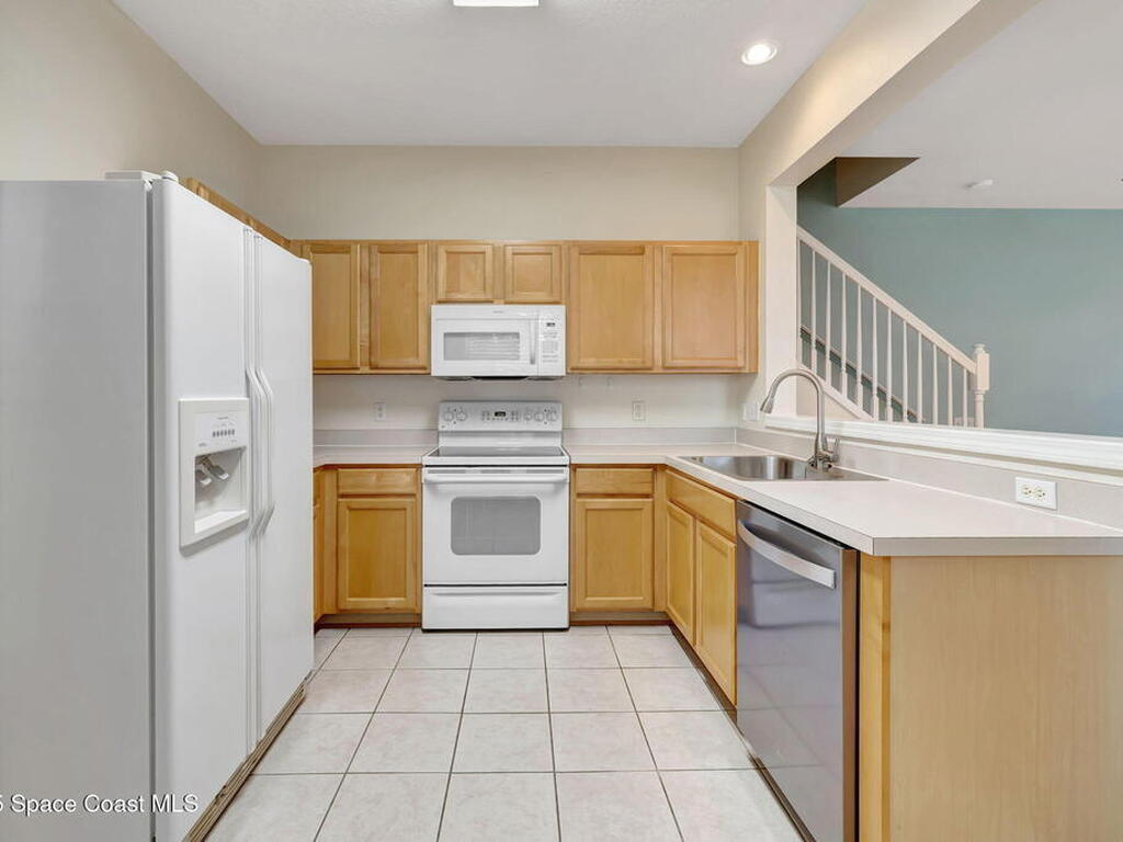 1006 Vista Cay Court, Brandon, FL 33510